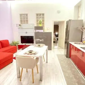 Apartamento Yes, Yes! Lovely Good Amenities Center, Budapest